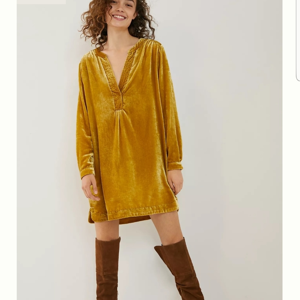 Anthropologie Melody Velvet Tunic